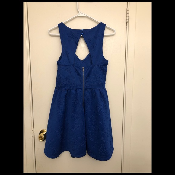 Material Girl Party Dress - Picture 4 of 5